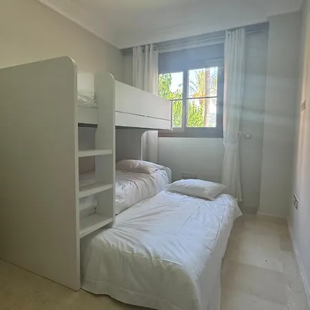 Spacious 3 Bedroom Apartment, Gazules Del Sol, Benahavis Apartment *